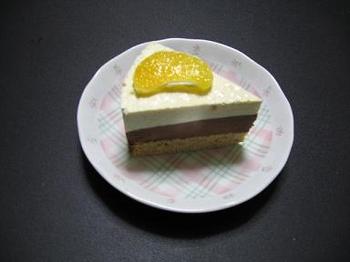チョコレート＆オレンジムースケーキ～カット.jpg